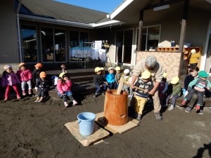 みんなでお餅つき